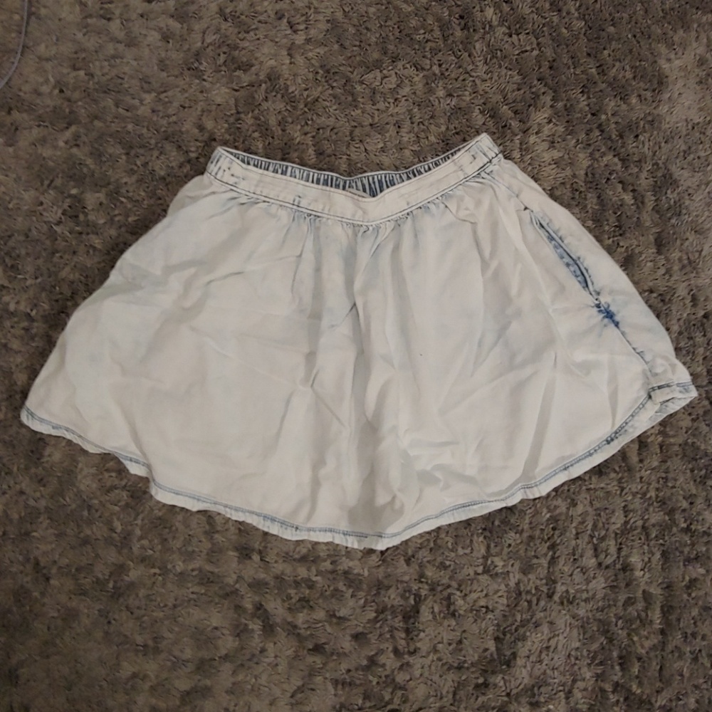 Bleach wash skirt
